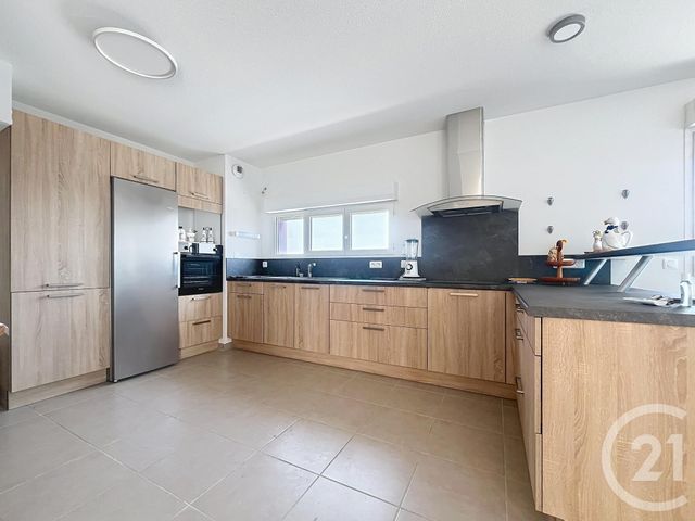 Appartement F3 à vendre - 3 pièces - 103.29 m2 - THUIR - 66 - LANGUEDOC-ROUSSILLON - Century 21 Terres Catalanes