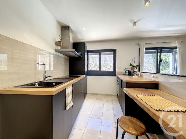 Appartement T2 à vendre - 2 pièces - 49.75 m2 - THUIR - 66 - LANGUEDOC-ROUSSILLON - Century 21 Terres Catalanes