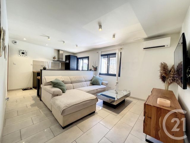 Appartement T2 à vendre - 2 pièces - 49.75 m2 - THUIR - 66 - LANGUEDOC-ROUSSILLON - Century 21 Terres Catalanes