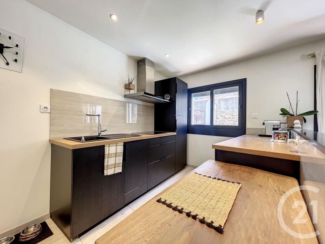 Appartement T2 à vendre - 2 pièces - 49.75 m2 - THUIR - 66 - LANGUEDOC-ROUSSILLON - Century 21 Terres Catalanes