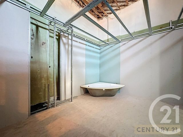 maison à vendre - 4 pièces - 217.4 m2 - THUIR - 66 - LANGUEDOC-ROUSSILLON - Century 21 Terres Catalanes