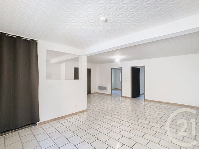 Afficher la photo en grand Appartement F4 à vendre - 4 pièces - 94.17 m2 - TROUILLAS - 66 - LANGUEDOC-ROUSSILLON - Century 21 Terres Catalanes