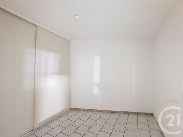 Afficher la photo en grand Appartement F4 à vendre - 4 pièces - 94.17 m2 - TROUILLAS - 66 - LANGUEDOC-ROUSSILLON - Century 21 Terres Catalanes