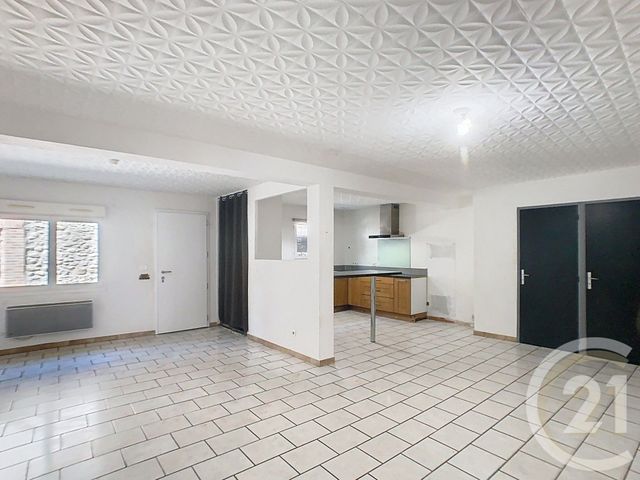 Afficher la photo en grand Appartement F4 à vendre - 4 pièces - 94.17 m2 - TROUILLAS - 66 - LANGUEDOC-ROUSSILLON - Century 21 Terres Catalanes