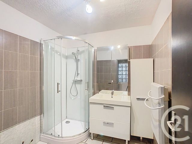 Afficher la photo en grand Appartement F4 à vendre - 4 pièces - 94.17 m2 - TROUILLAS - 66 - LANGUEDOC-ROUSSILLON - Century 21 Terres Catalanes