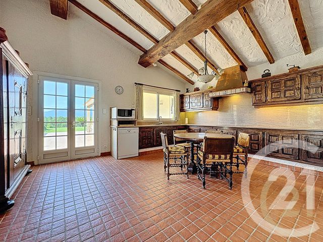 Afficher la photo en grand maison à vendre - 8 pièces - 334.2 m2 - TRESSERRE - 66 - LANGUEDOC-ROUSSILLON - Century 21 Terres Catalanes