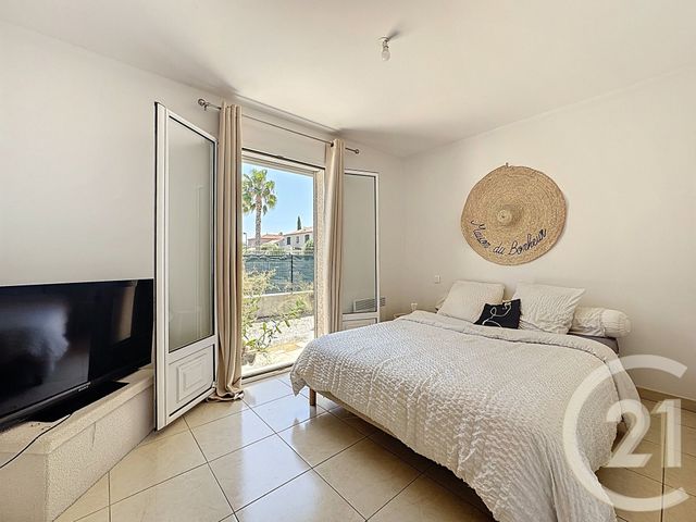 Appartement T3 à vendre - 3 pièces - 56.6 m2 - VILLENEUVE DE LA RAHO - 66 - LANGUEDOC-ROUSSILLON - Century 21 Terres Catalanes