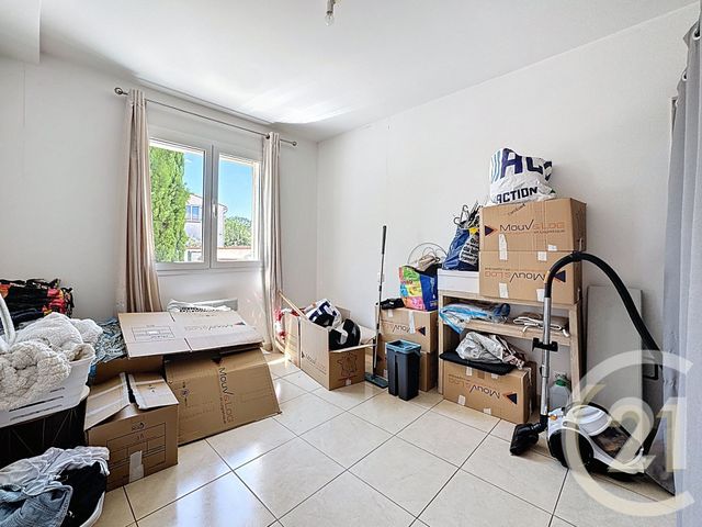 Appartement T3 à vendre - 3 pièces - 56.6 m2 - VILLENEUVE DE LA RAHO - 66 - LANGUEDOC-ROUSSILLON - Century 21 Terres Catalanes