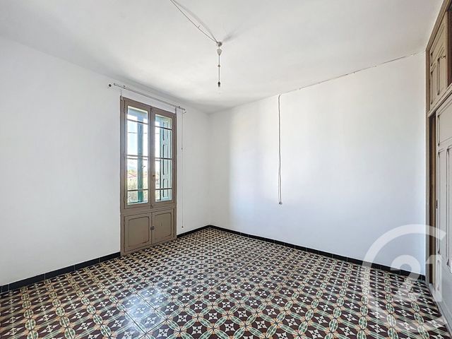 Afficher la photo en grand maison à vendre - 7 pièces - 130.3 m2 - FOURQUES - 66 - LANGUEDOC-ROUSSILLON - Century 21 Terres Catalanes