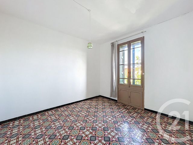 Afficher la photo en grand maison à vendre - 7 pièces - 130.3 m2 - FOURQUES - 66 - LANGUEDOC-ROUSSILLON - Century 21 Terres Catalanes