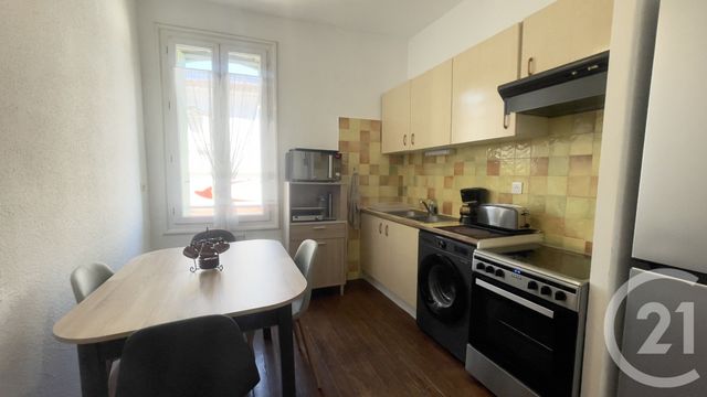Appartement T3 à louer - 3 pièces - 52.0 m2 - THUIR - 66 - LANGUEDOC-ROUSSILLON - Century 21 Terres Catalanes