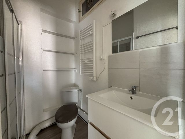 Appartement T3 à louer - 3 pièces - 52.0 m2 - THUIR - 66 - LANGUEDOC-ROUSSILLON - Century 21 Terres Catalanes