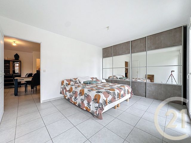 Appartement F3 à vendre - 3 pièces - 69.3 m2 - THUIR - 66 - LANGUEDOC-ROUSSILLON - Century 21 Terres Catalanes