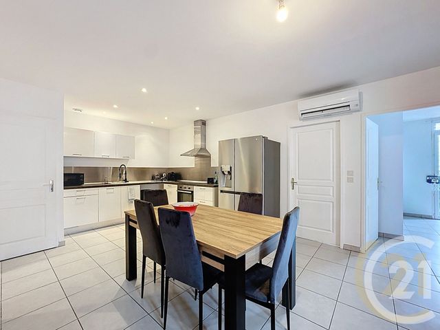 Appartement F3 à vendre - 3 pièces - 69.3 m2 - THUIR - 66 - LANGUEDOC-ROUSSILLON - Century 21 Terres Catalanes