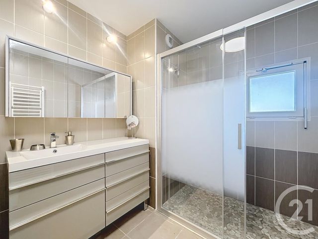 Appartement F3 à vendre - 3 pièces - 103.29 m2 - THUIR - 66 - LANGUEDOC-ROUSSILLON - Century 21 Terres Catalanes