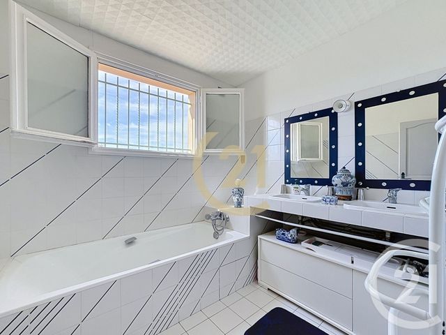 maison à vendre - 5 pièces - 188.0 m2 - MONTAURIOL - 66 - LANGUEDOC-ROUSSILLON - Century 21 Terres Catalanes